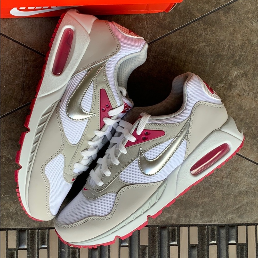 WMNS NIKE AIR MAX CORRELATE White/Metallic Silver - Picture 16 of 16